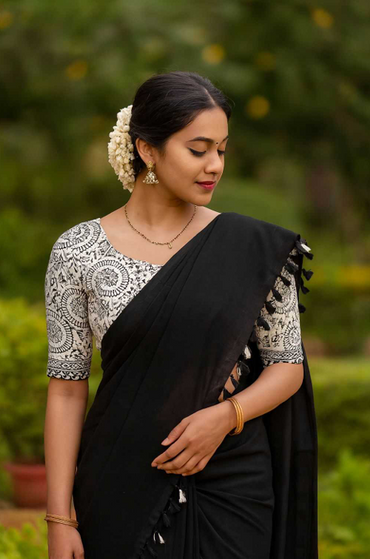 Aiwa Mul Kashmiri Cotton Saree with Kalamkari Print and Latkan Detailing-TA1026